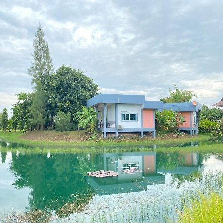 Ok Farm Resort Det Udom Zewnętrze zdjęcie